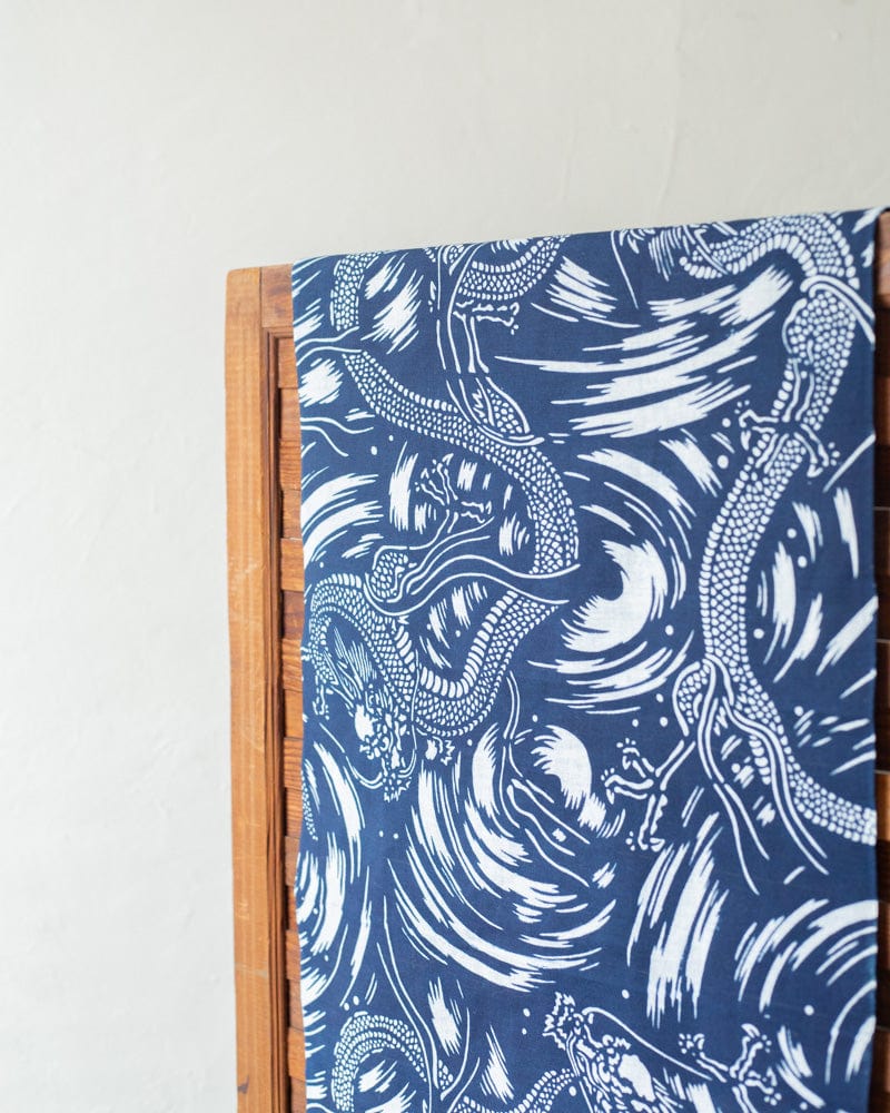Tenugui, Chusen-Zome, Aizawa Indigo, Dragon - Image 2