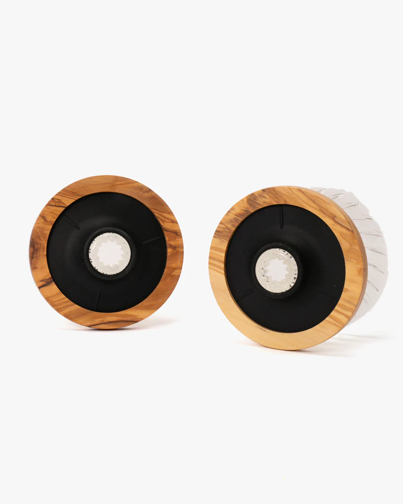 Hario, V60 Coffee Dripper, Glass, Olive Wood - Image 3