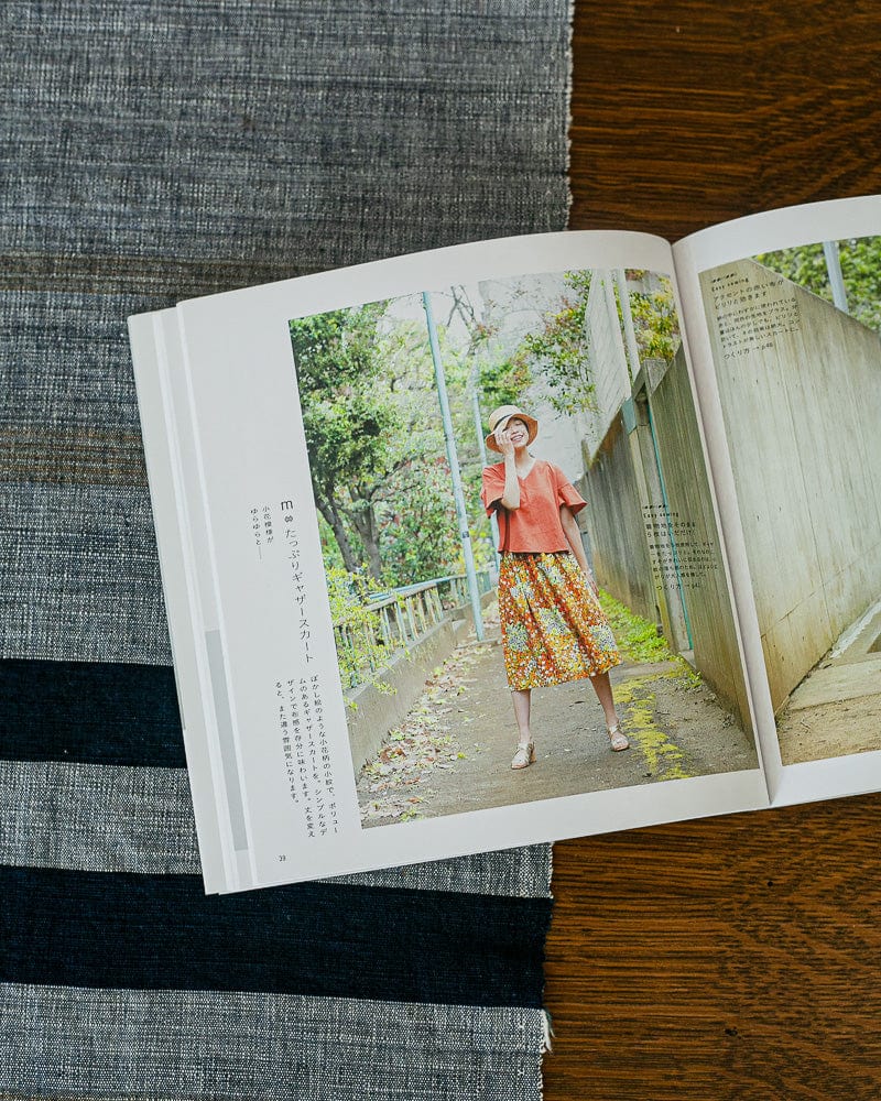 JPN: Kimono Kara - Handmade Simple Line of Clothes and Accessories By Emiko Takahashi - Image 2