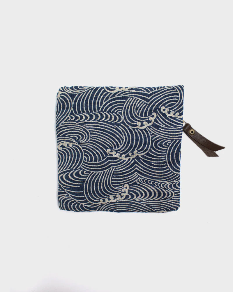 Kiriko Original, Flat Zipper Pouch, Small, Indigo Nami - Image 4