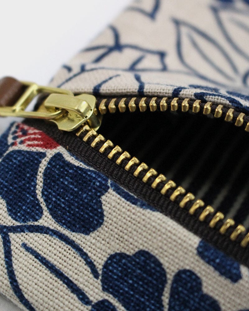 Kiriko Original Flat Zipper Pouch, Small, Cream Tsubaki - Image 2