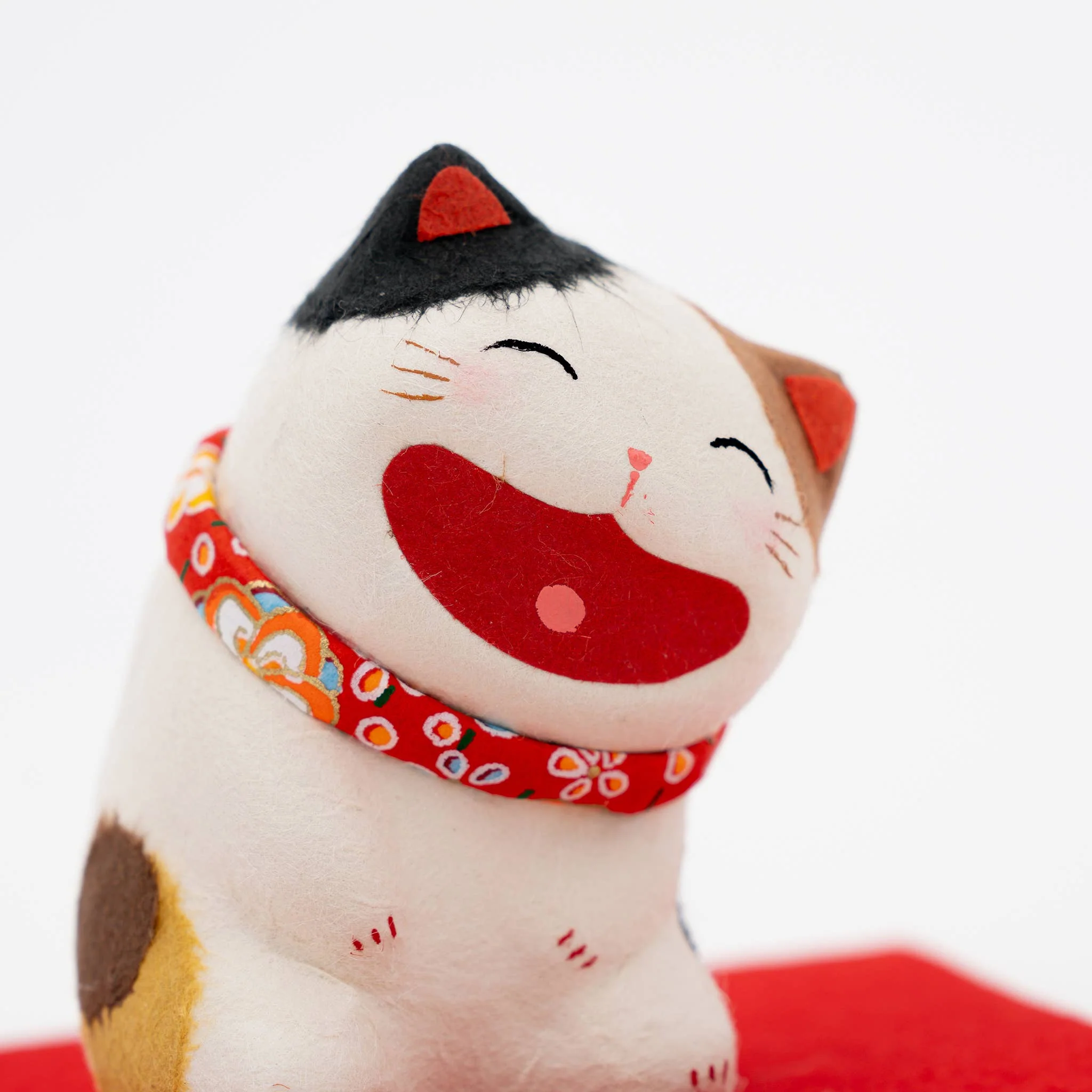 U PLUS INC, Japanese washi paper big laughing cat ornament - Image 4
