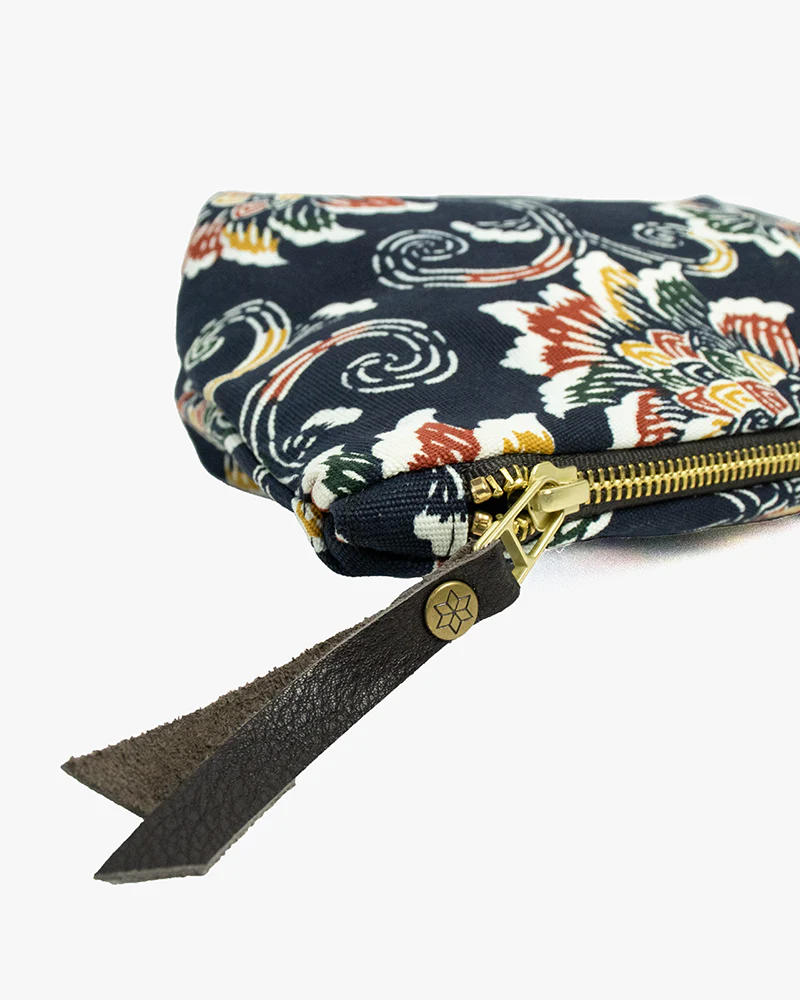 Kiriko Original Obi Stand-Up Pouch, Indigo with Floral Pattern - Image 3