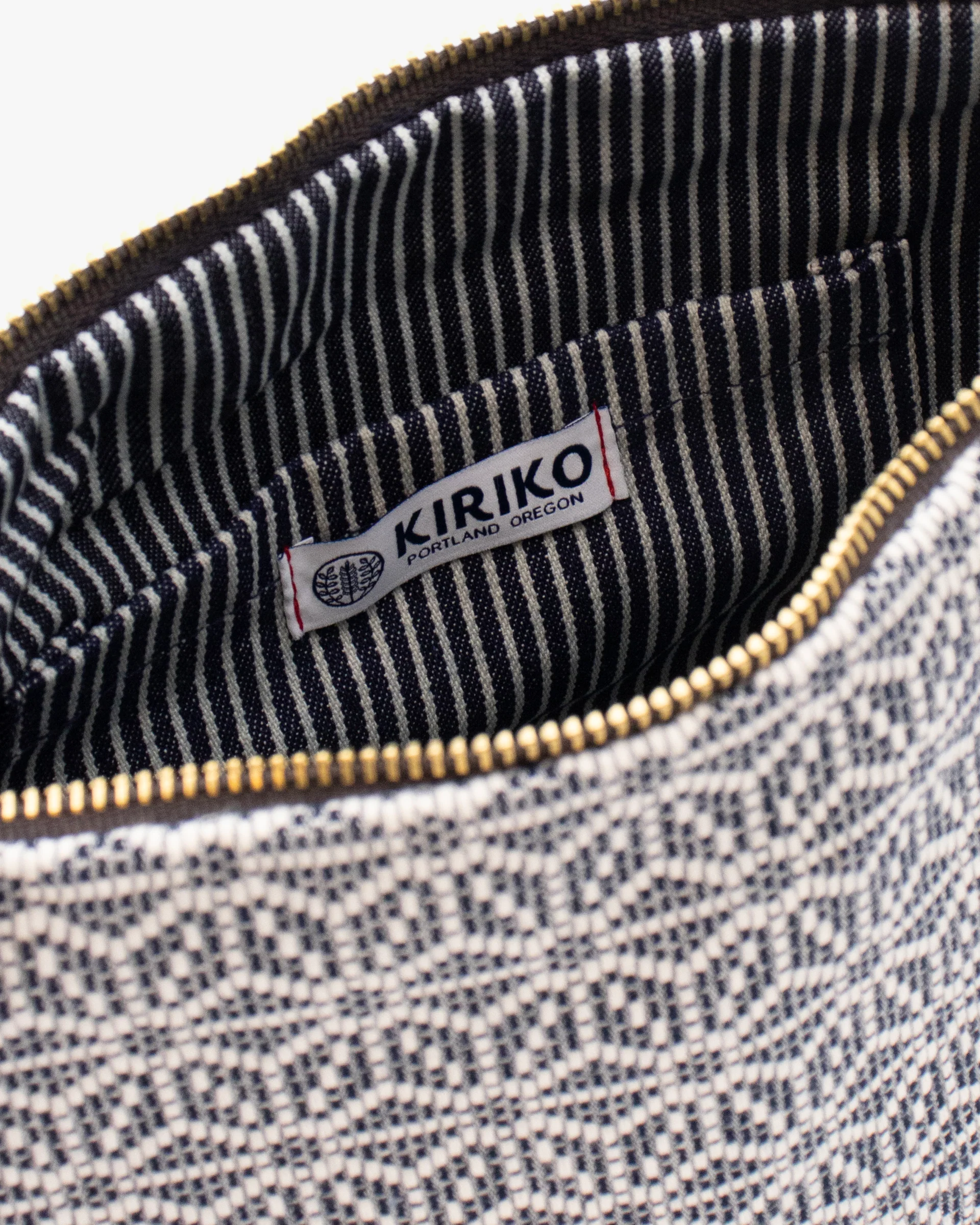 Kiriko Original Stand-Up Pouch, Kogin Asanoha, Indigo and White - Image 7