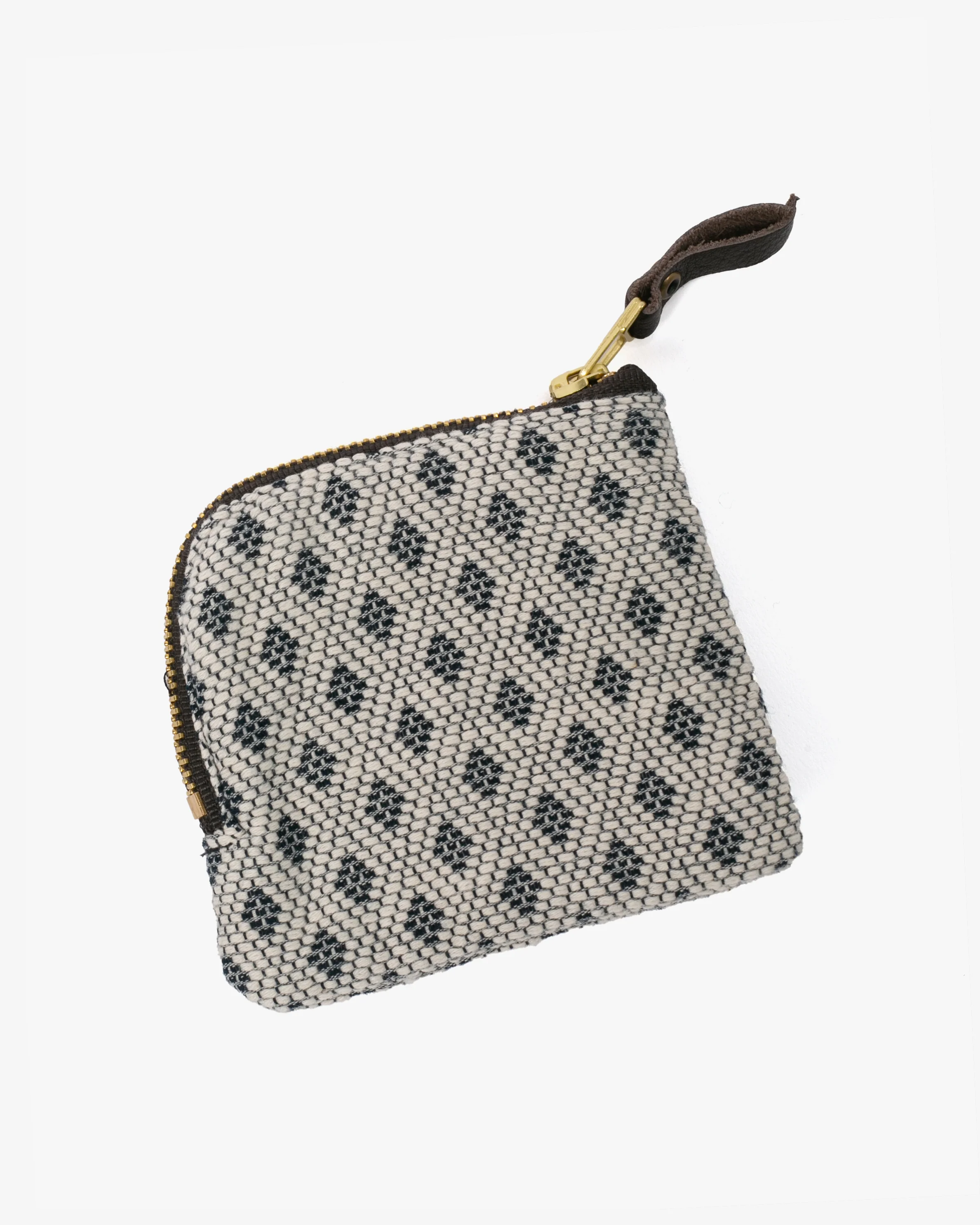 Kiriko Original, Zipper Wallet, White and Indigo, Kogin Sashiko Hishi - Image 2