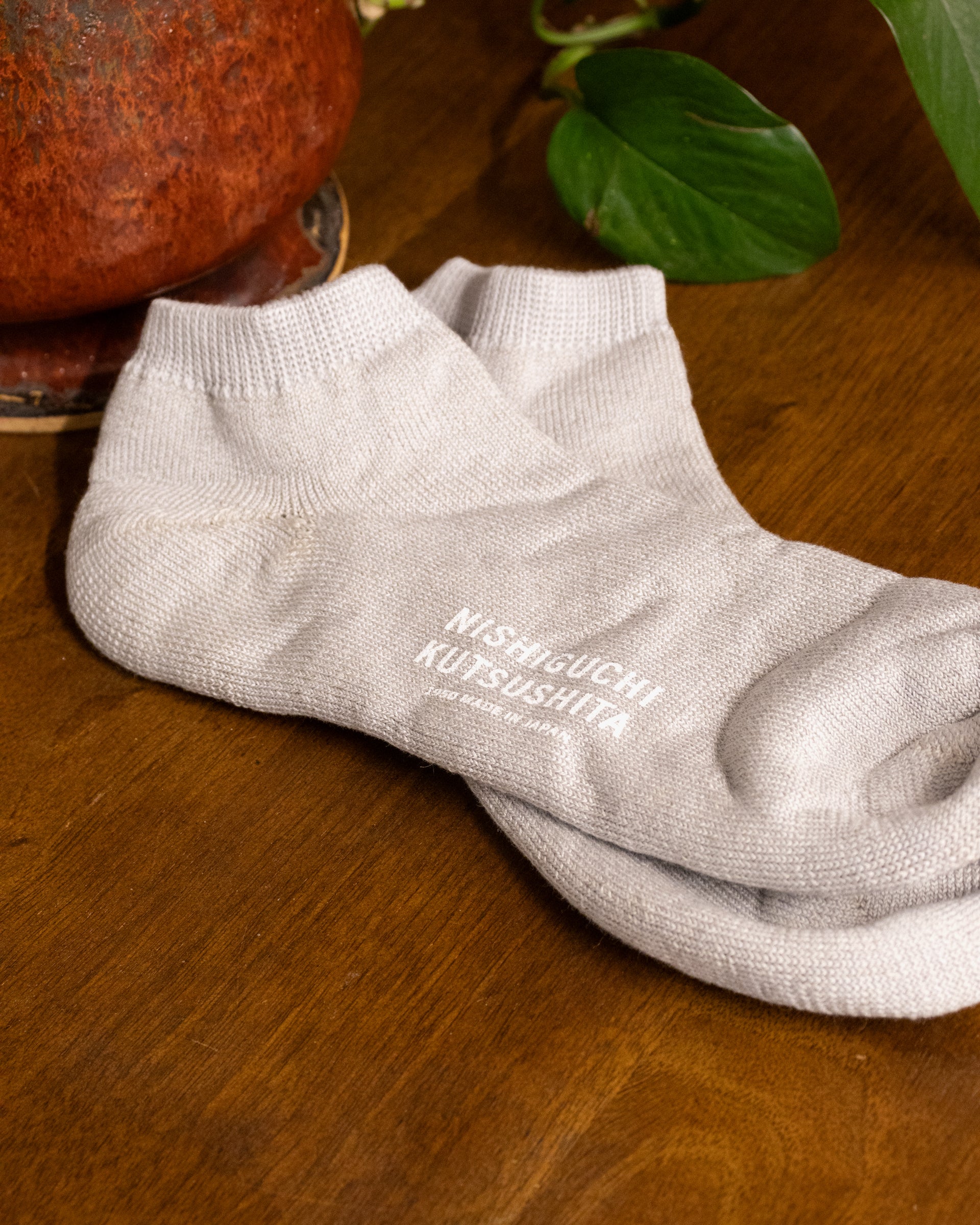 Knitwin, Anklet Socks, Linen Cotton Pile, Sampo Light Gray - Image 2