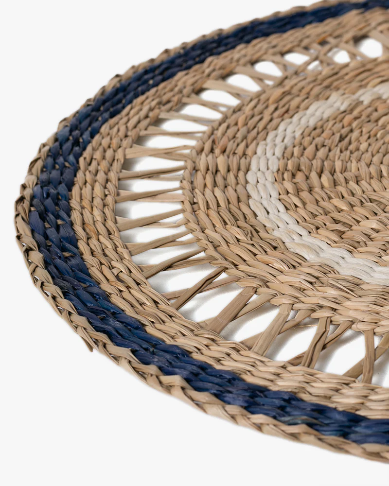 Kokoro Original, Round Blue Rim Bamboo Placemat - Image 4