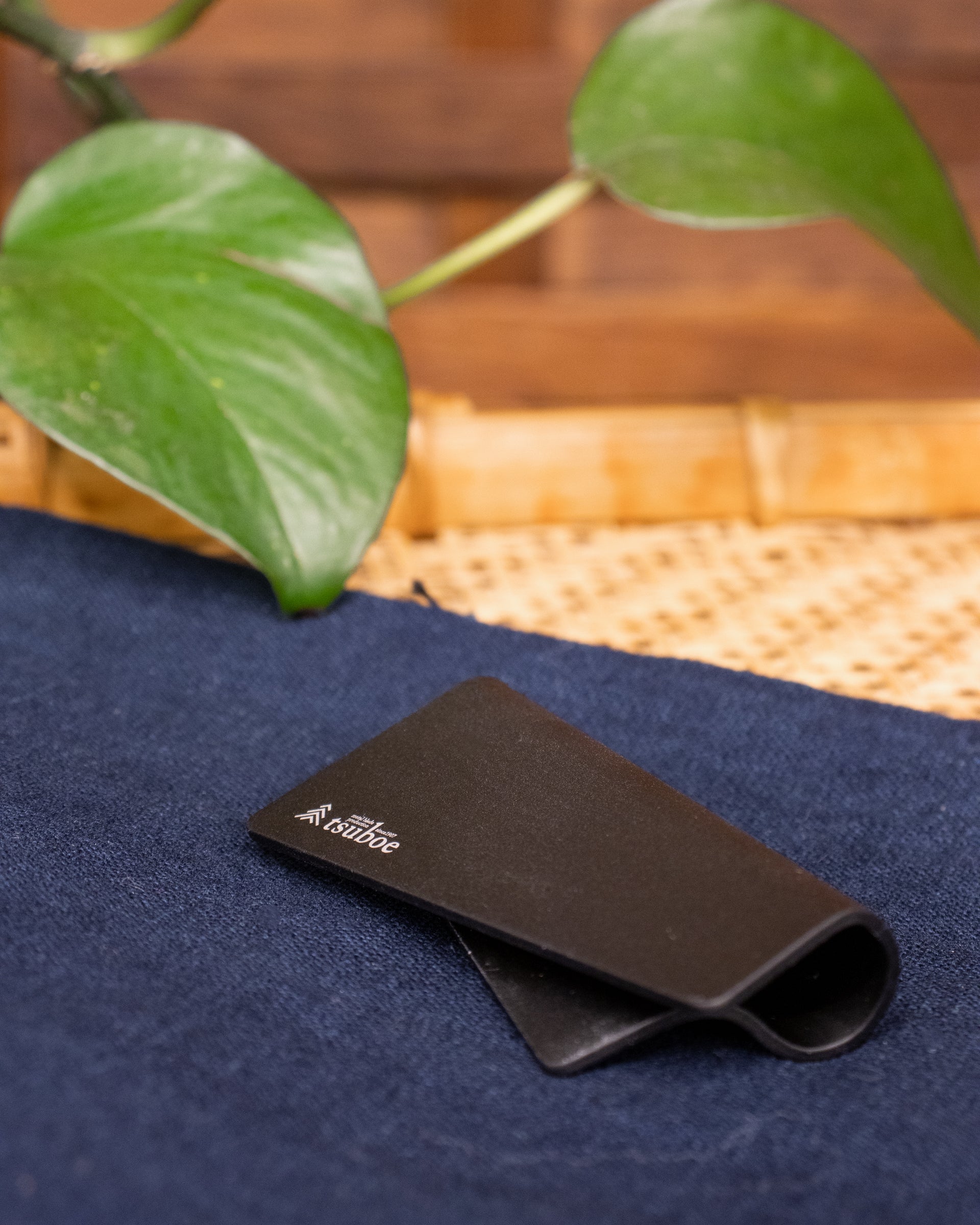 Chopstick Rest, Tsuboe, Irogami, Matte Black - Image 2