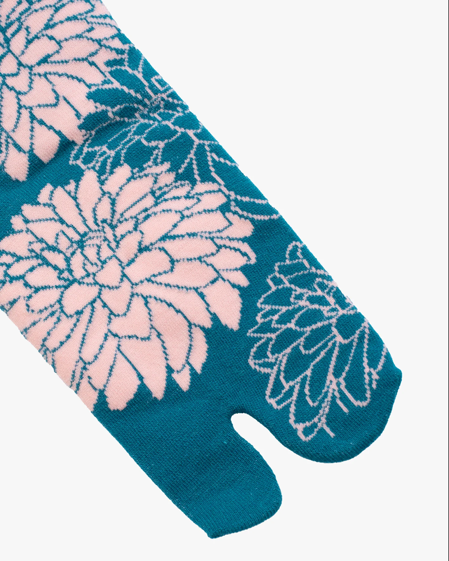 Kurochiku, Tabi Socks, Crew, Teal with Pink Flowers (S/M) - Image 2