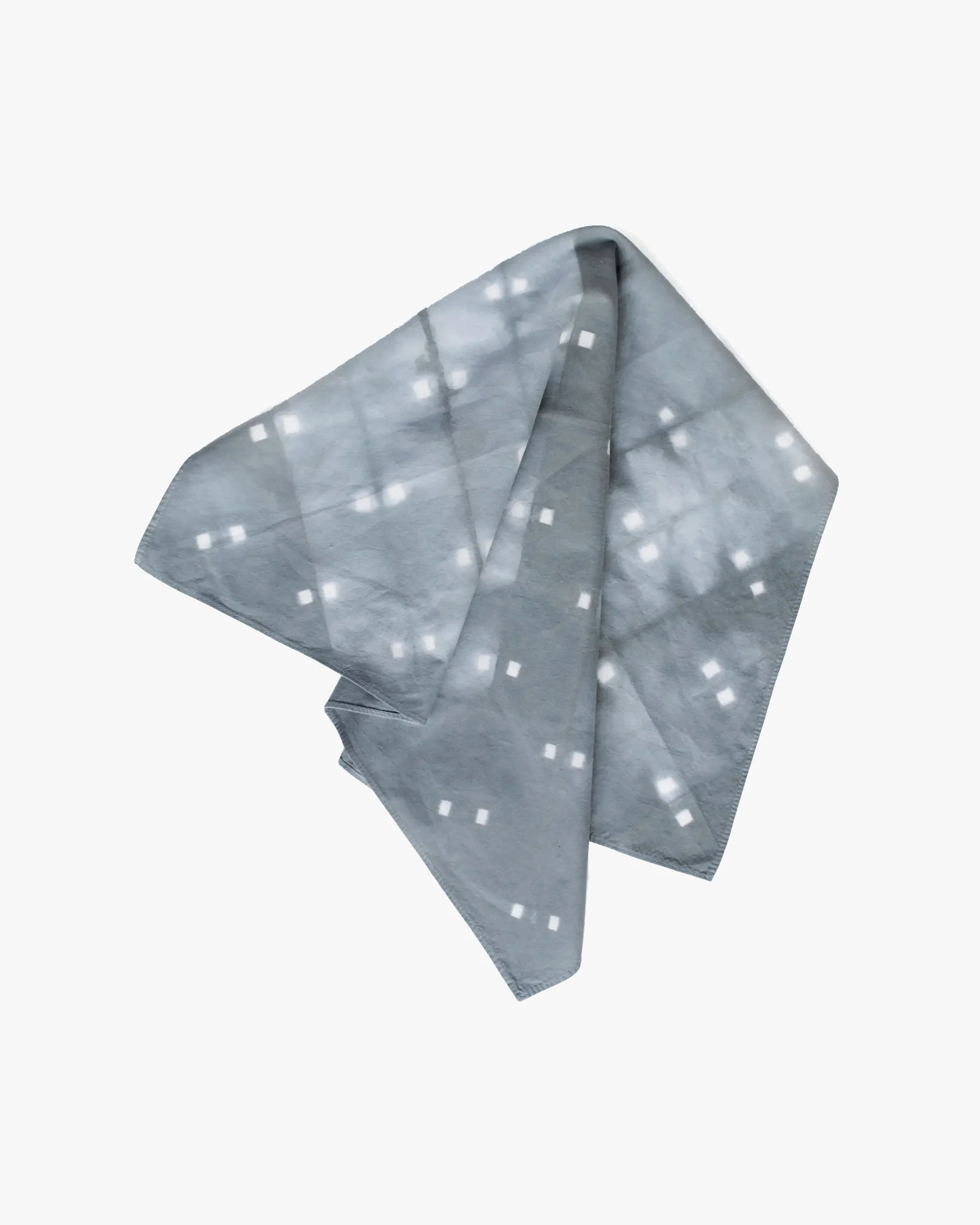 We Gather, Shibori Dyeing Kit, Clean Grey - Image 2