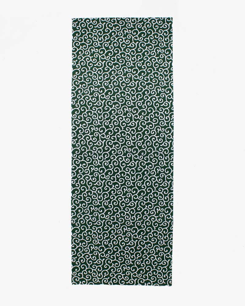 Tenugui, Classic, Komon, Green & White Karakusa - Image 2