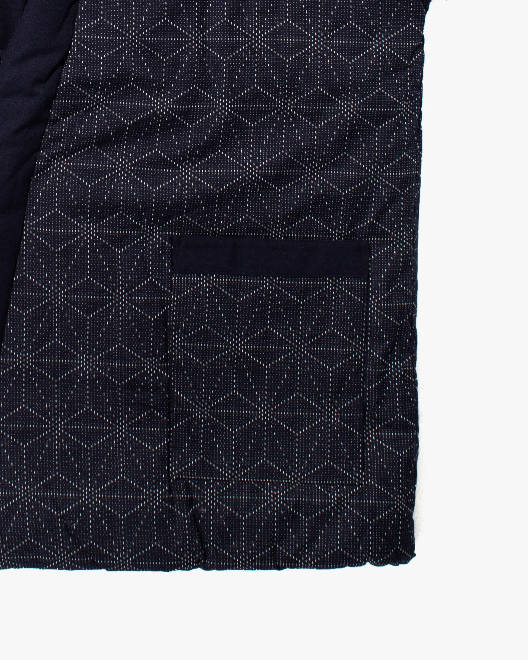 Tok, Hanten, Navy with White Asanoha Sashiko Style - Image 3