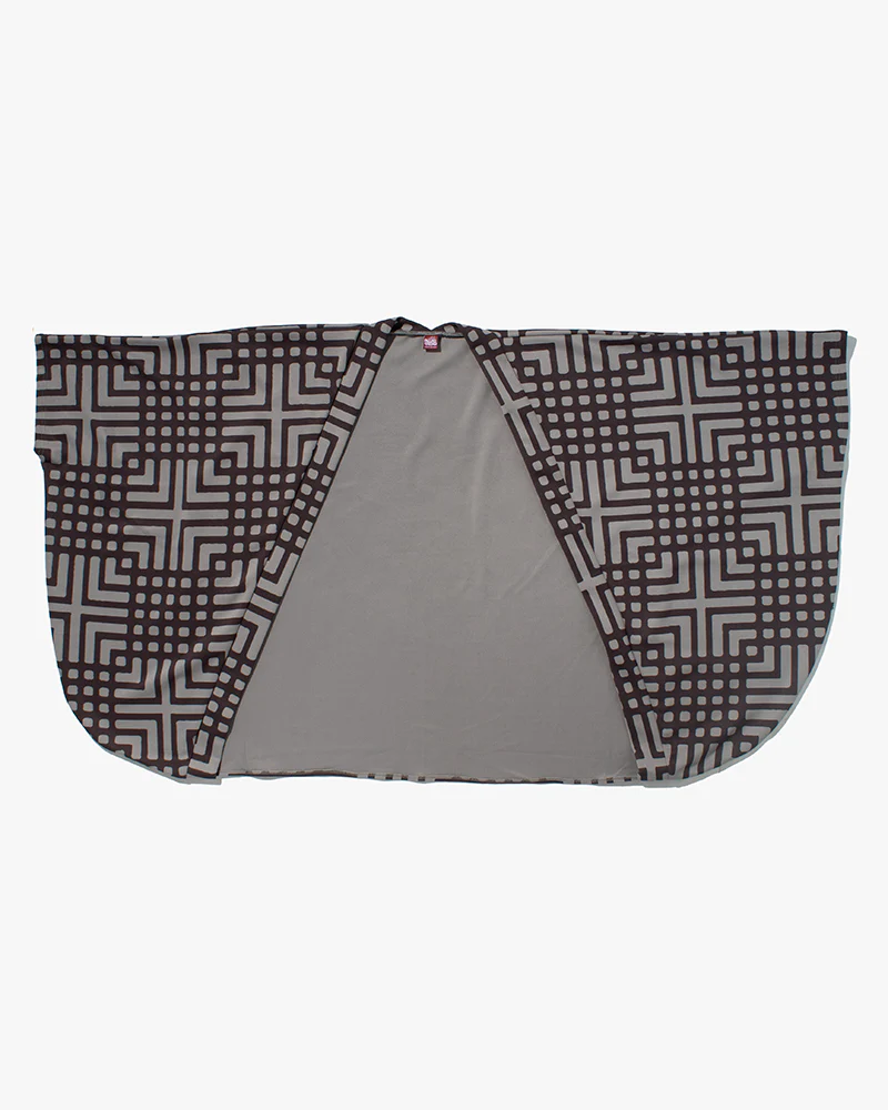 Wa-Modern, Haori, Grey with Brown Koushi Pattern - Image 4