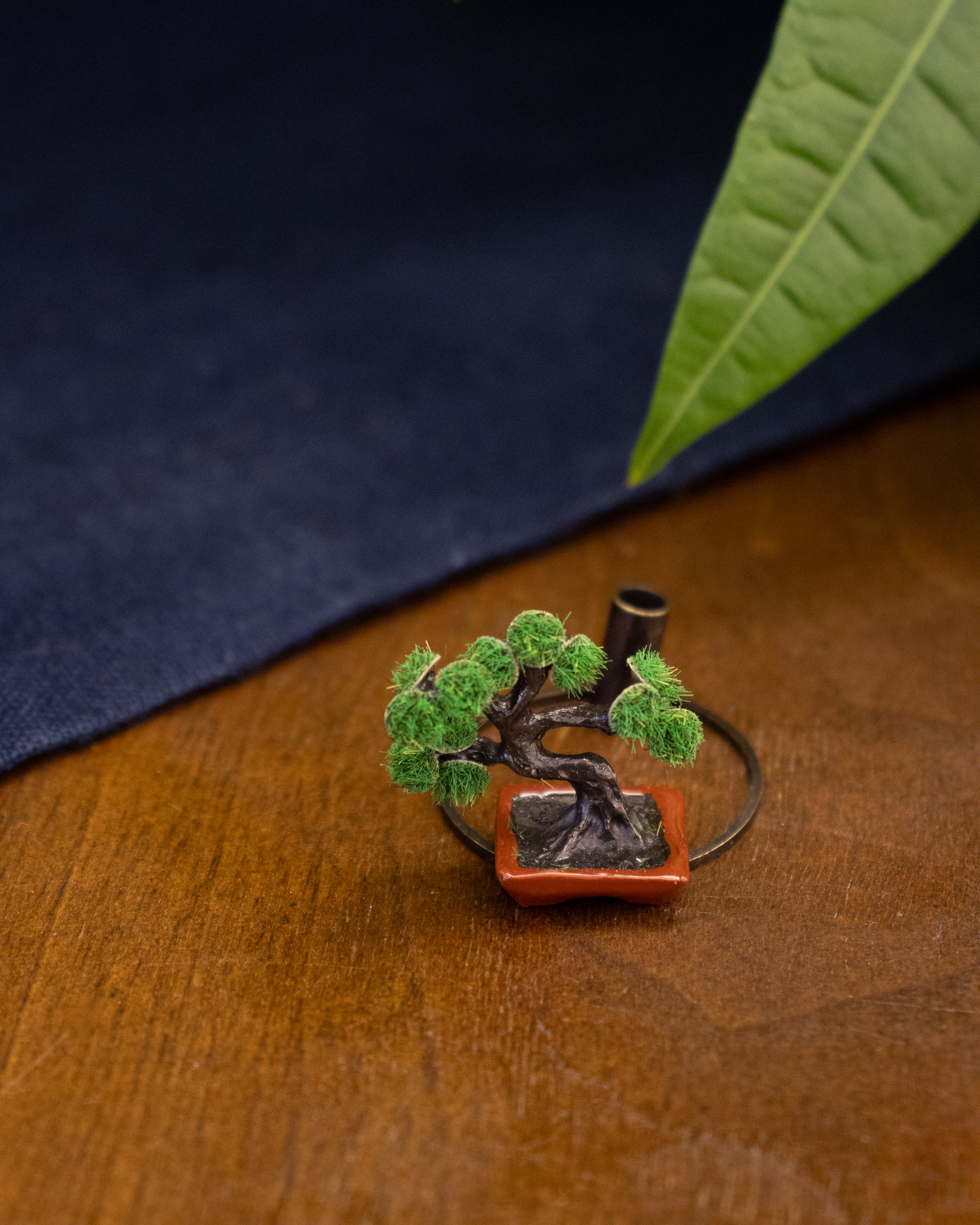 Wa Modern, Incense Holder, Peaceful Symbols - Image 4
