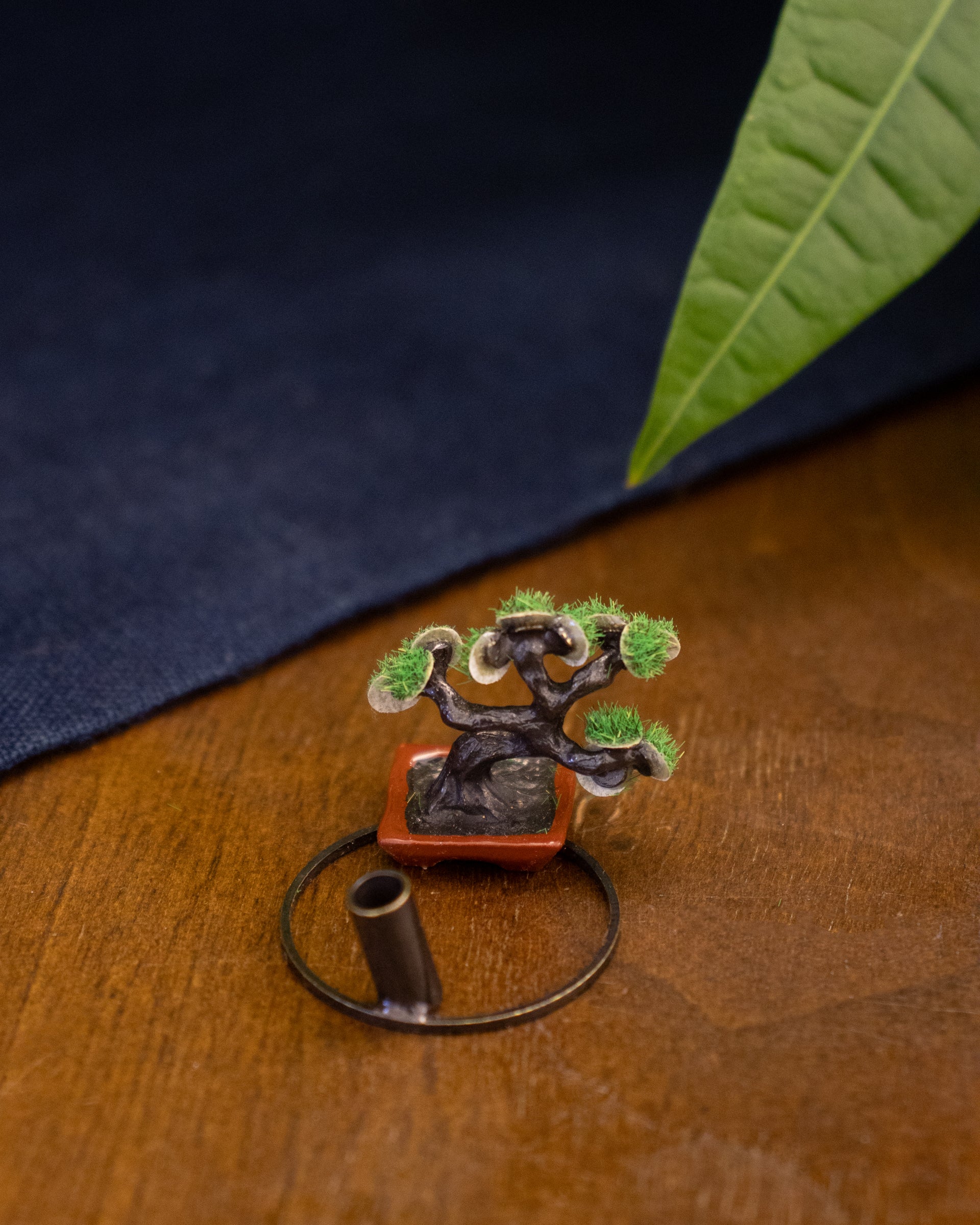 Wa Modern, Incense Holder, Peaceful Symbols - Image 5