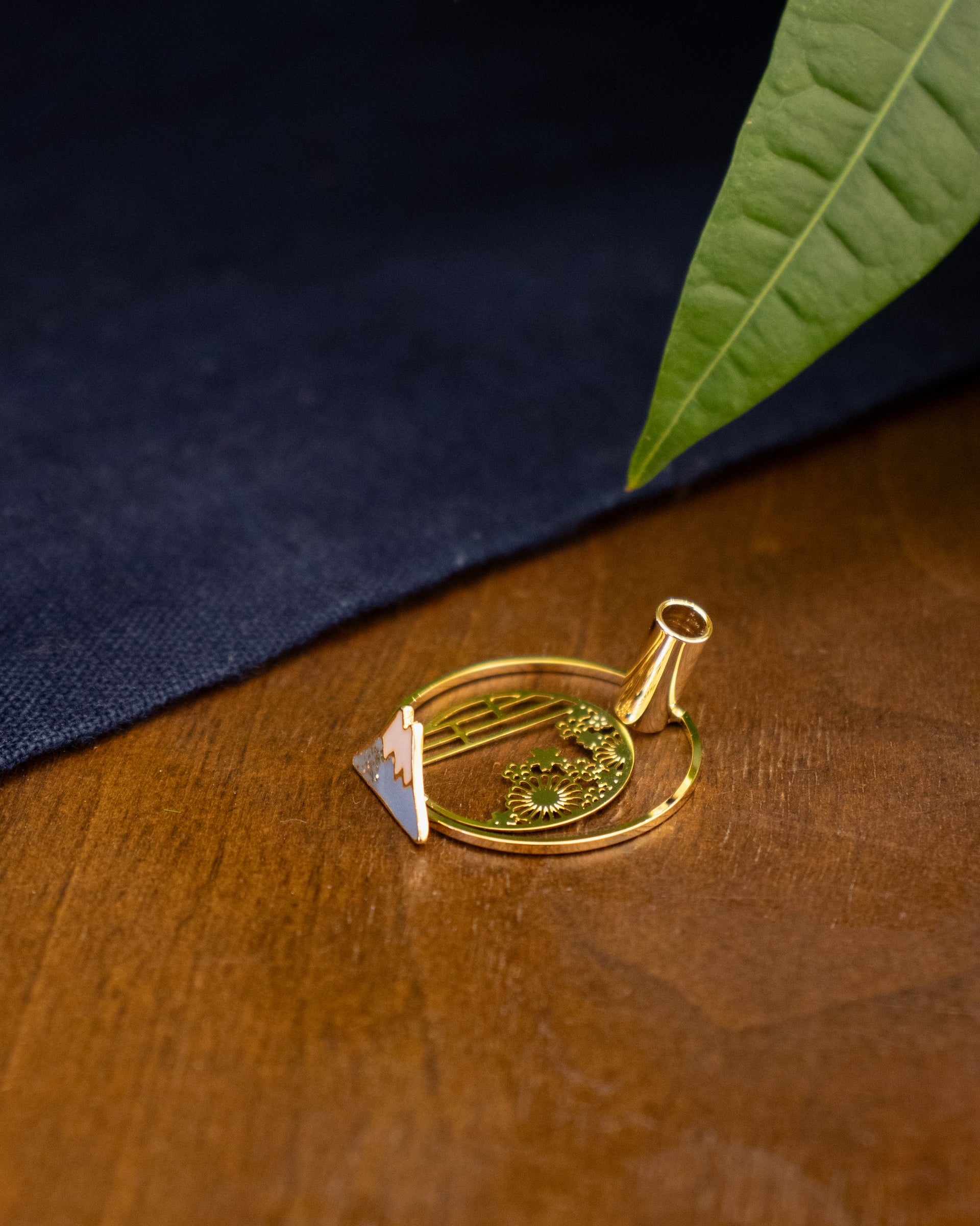 Wa Modern, Incense Holder, Traditional Symbols - Image 14